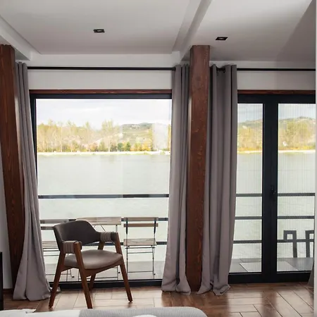 Boatel Copacabana * Veliko Gradište